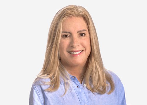 Tracy Isacco Headshot