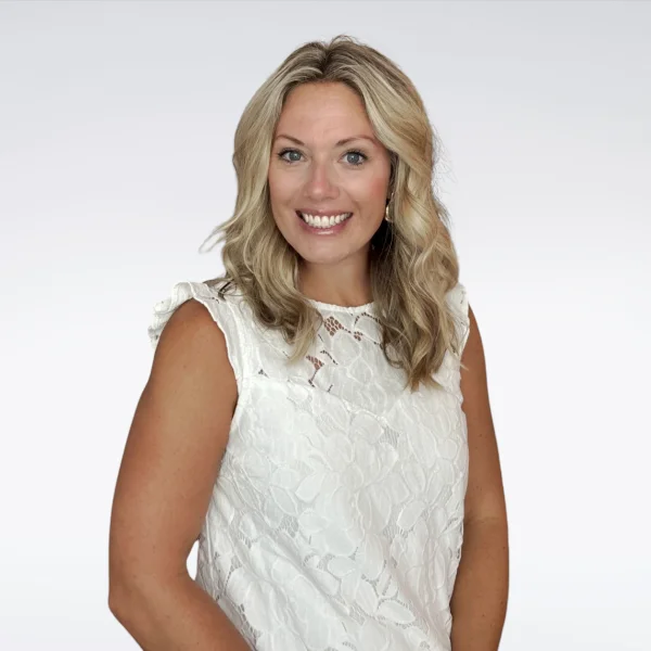 Headshot of Stephanie Dickers